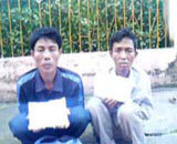 Nhét gần 1.000 viên hồng phiến vào bụng